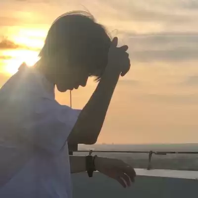 厍冠芳
